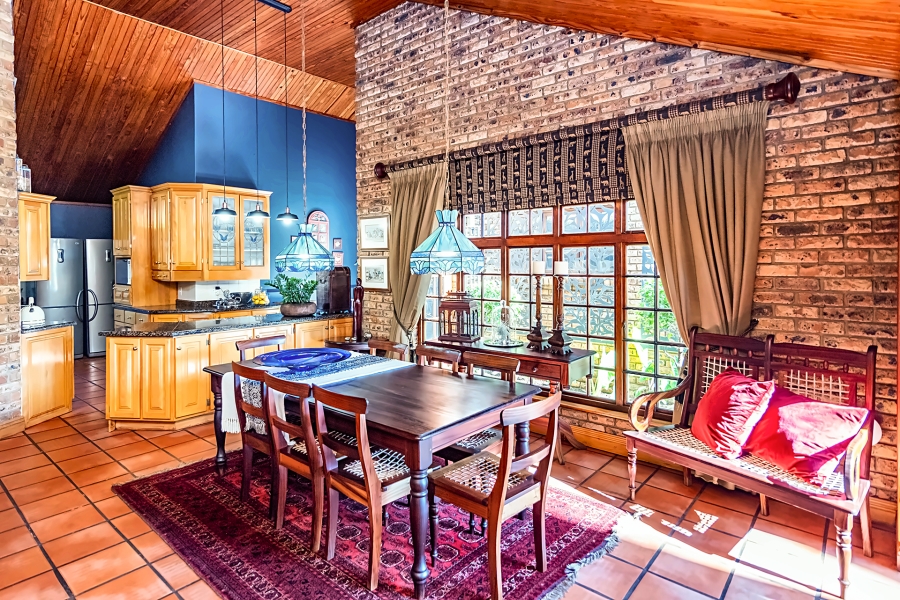 4 Bedroom Property for Sale in Eldoraigne Gauteng