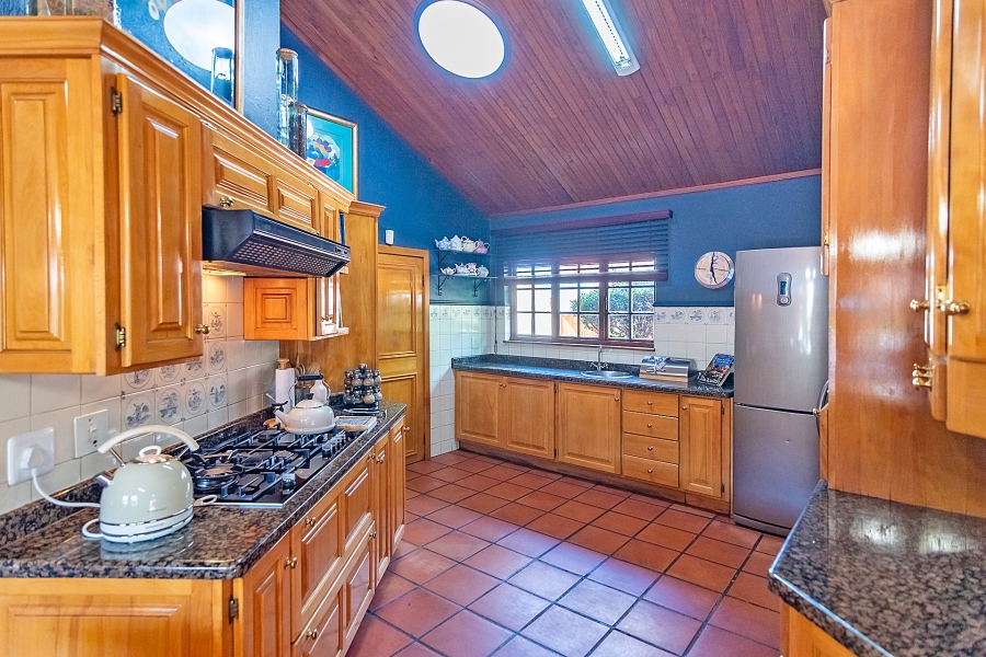 4 Bedroom Property for Sale in Eldoraigne Gauteng