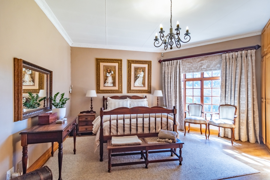 4 Bedroom Property for Sale in Eldoraigne Gauteng
