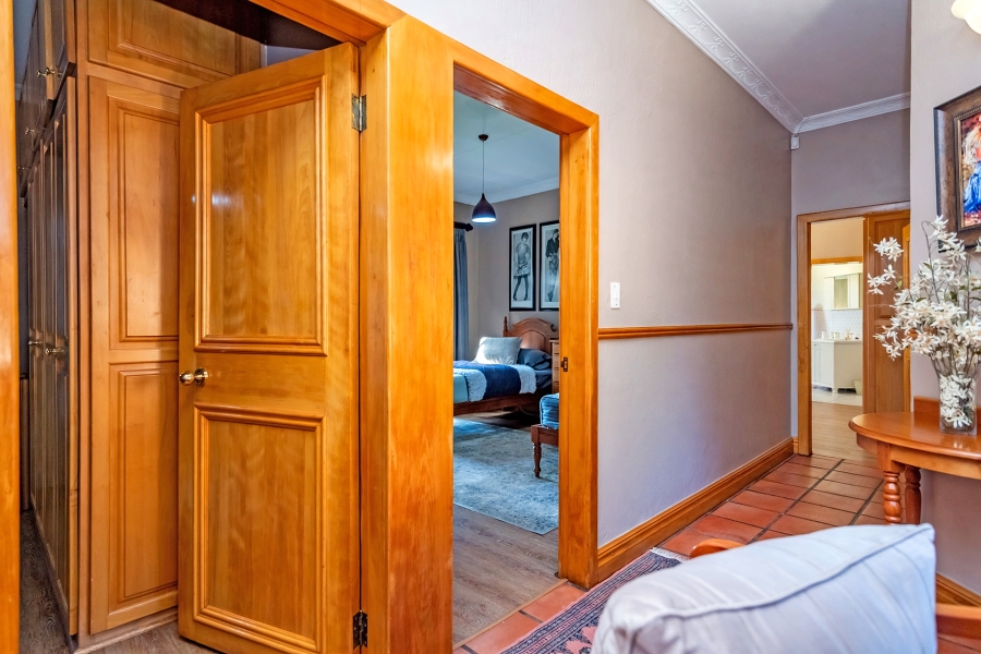 4 Bedroom Property for Sale in Eldoraigne Gauteng