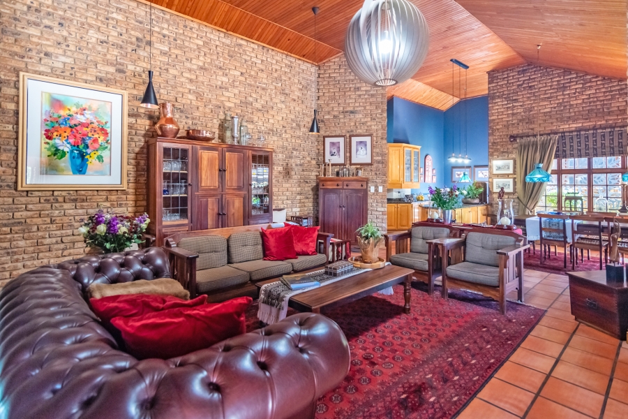 4 Bedroom Property for Sale in Eldoraigne Gauteng