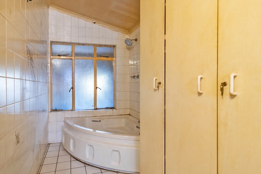 3 Bedroom Property for Sale in Witpoortjie Gauteng