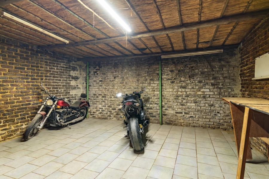 3 Bedroom Property for Sale in Witpoortjie Gauteng