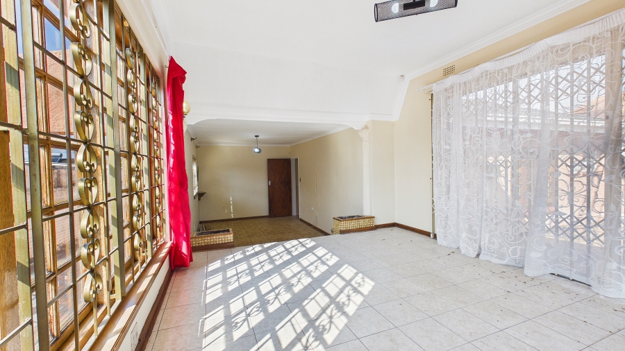 3 Bedroom Property for Sale in Bosmont Gauteng