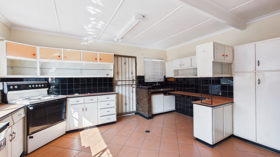 3 Bedroom Property for Sale in Bosmont Gauteng