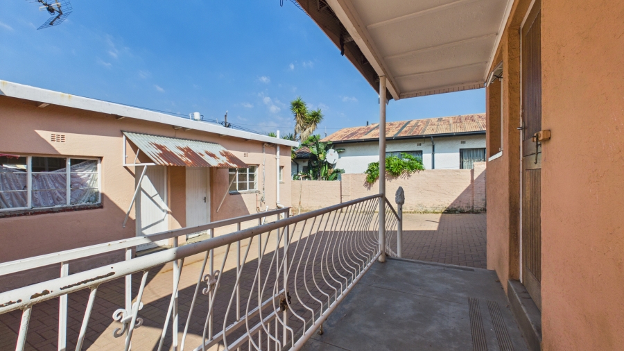 3 Bedroom Property for Sale in Bosmont Gauteng