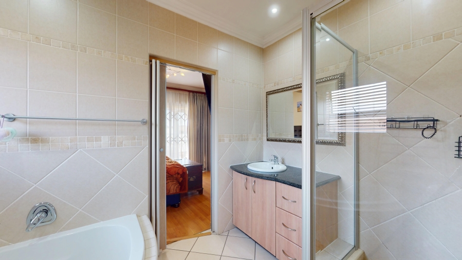 4 Bedroom Property for Sale in Bartlett Gauteng