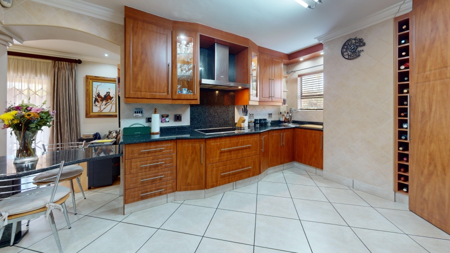 4 Bedroom Property for Sale in Bartlett Gauteng