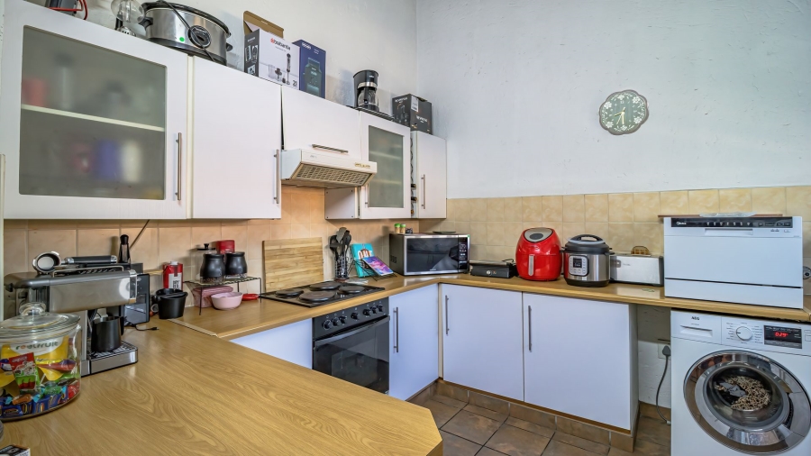 2 Bedroom Property for Sale in Paulshof Gauteng