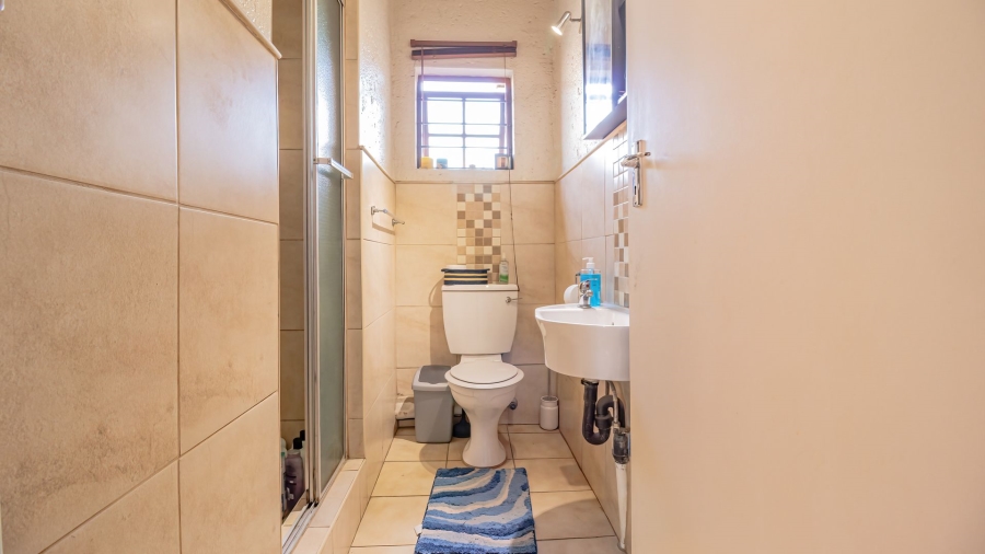 2 Bedroom Property for Sale in Paulshof Gauteng