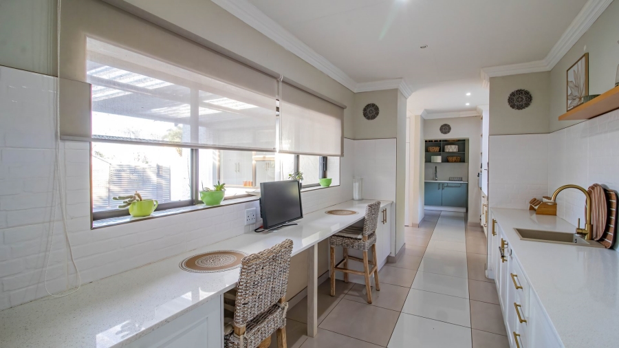 4 Bedroom Property for Sale in Kibler Park Gauteng