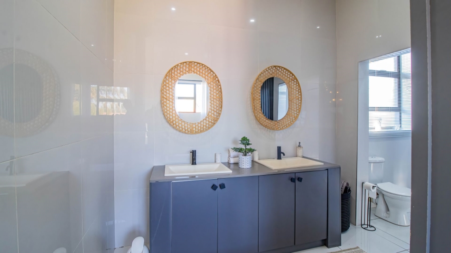 4 Bedroom Property for Sale in Kibler Park Gauteng