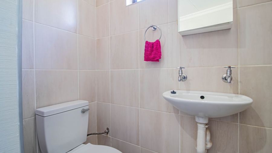 4 Bedroom Property for Sale in Kibler Park Gauteng