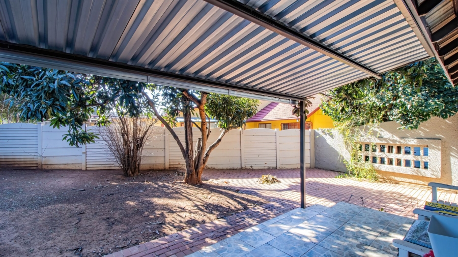 4 Bedroom Property for Sale in Kibler Park Gauteng