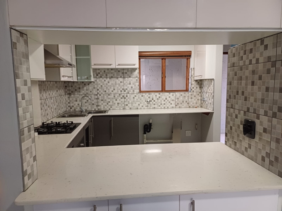 To Let 2 Bedroom Property for Rent in Meyersdal Gauteng