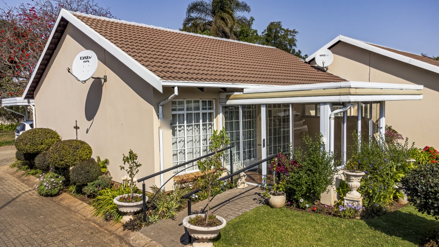 2 Bedroom Property for Sale in Die Wilgers Gauteng
