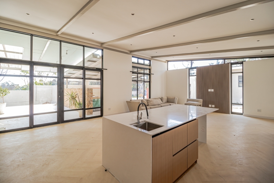 To Let 2 Bedroom Property for Rent in Bryanston Gauteng