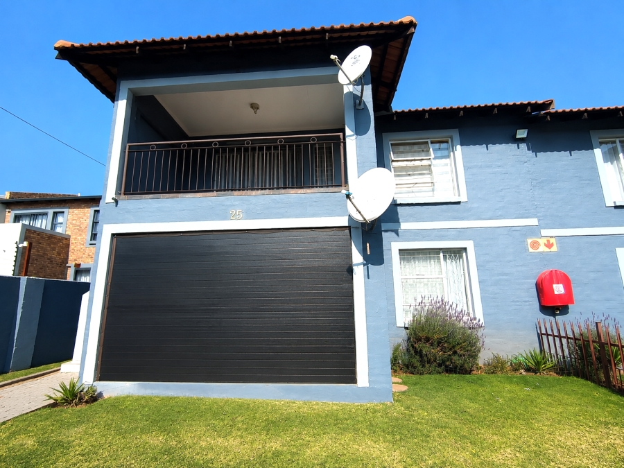 2 Bedroom Property for Sale in Rand Collieries Gauteng