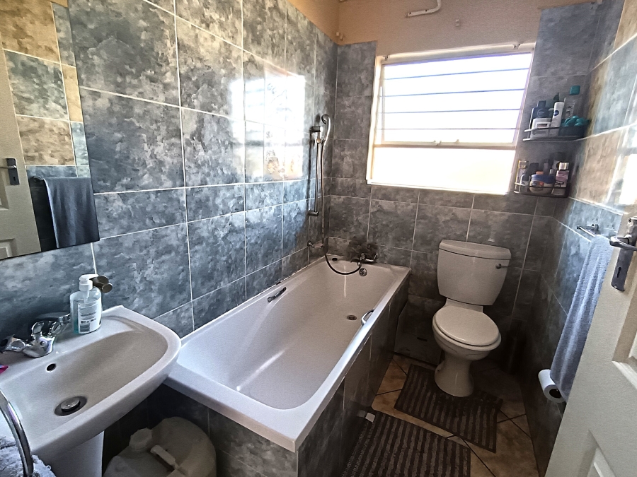 2 Bedroom Property for Sale in Rand Collieries Gauteng