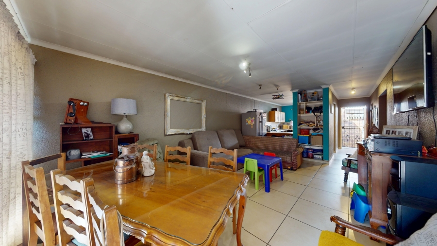 2 Bedroom Property for Sale in Witfield Gauteng