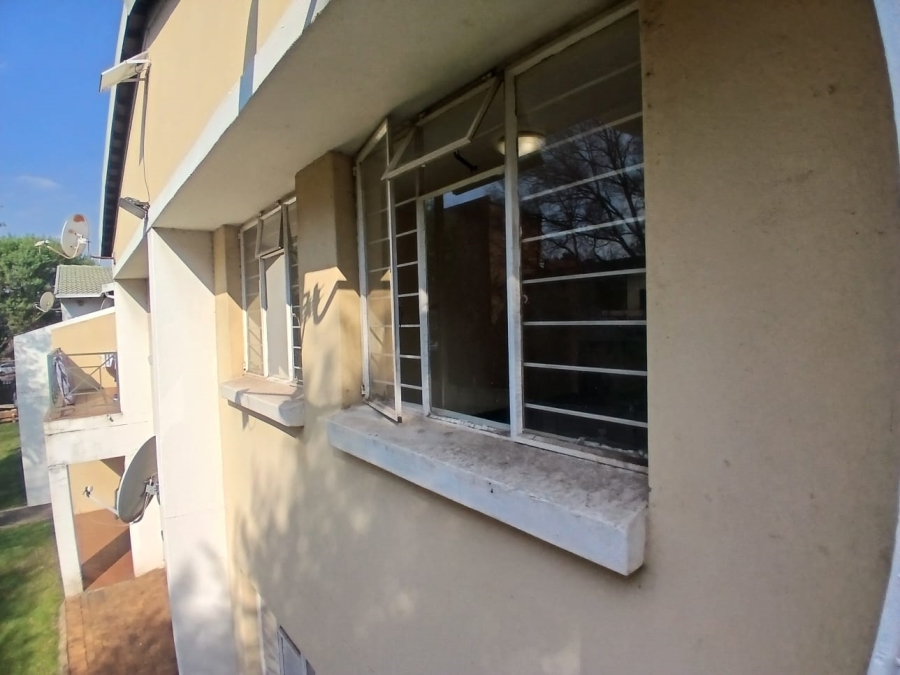 2 Bedroom Property for Sale in Denlee Gauteng