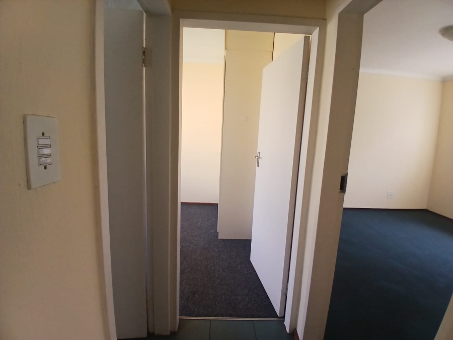 2 Bedroom Property for Sale in Denlee Gauteng