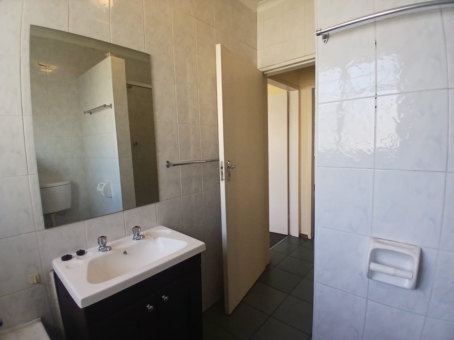 2 Bedroom Property for Sale in Denlee Gauteng