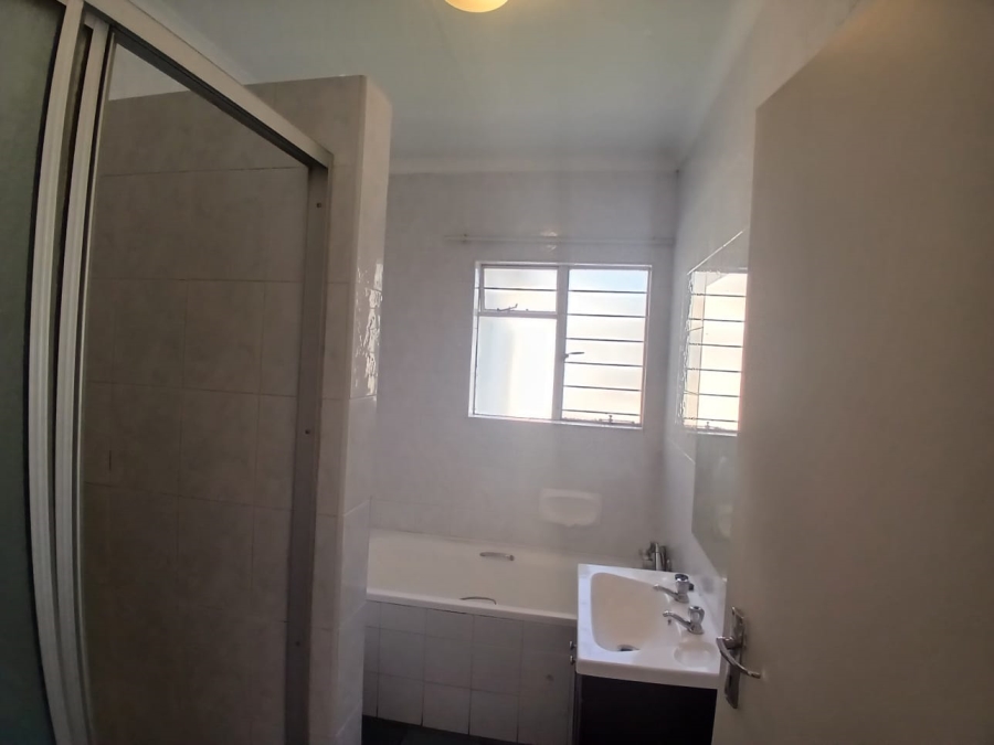 2 Bedroom Property for Sale in Denlee Gauteng
