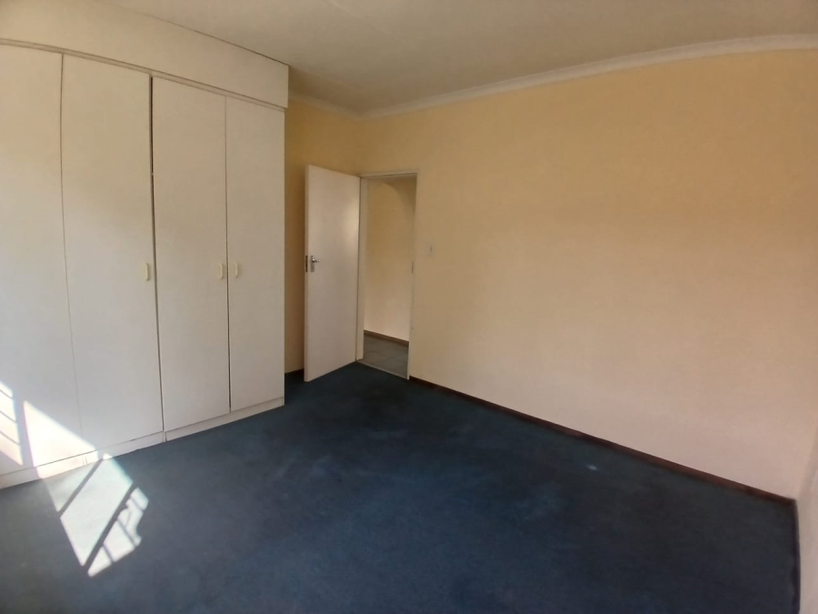 2 Bedroom Property for Sale in Denlee Gauteng