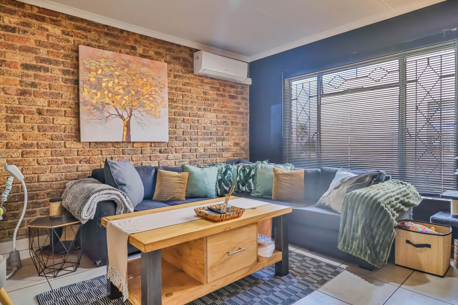 3 Bedroom Property for Sale in Bassonia Gauteng