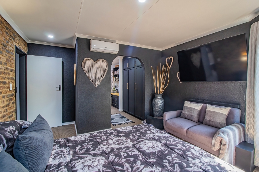3 Bedroom Property for Sale in Bassonia Gauteng