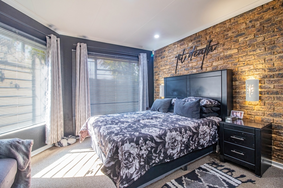 3 Bedroom Property for Sale in Bassonia Gauteng