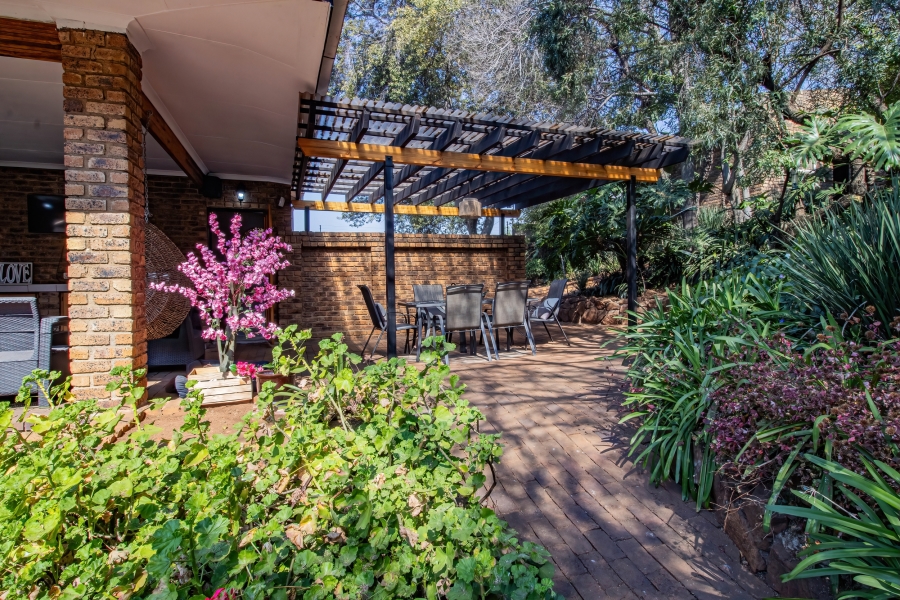 3 Bedroom Property for Sale in Bassonia Gauteng