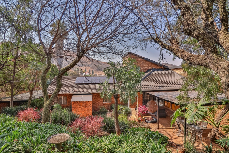 3 Bedroom Property for Sale in Bassonia Gauteng