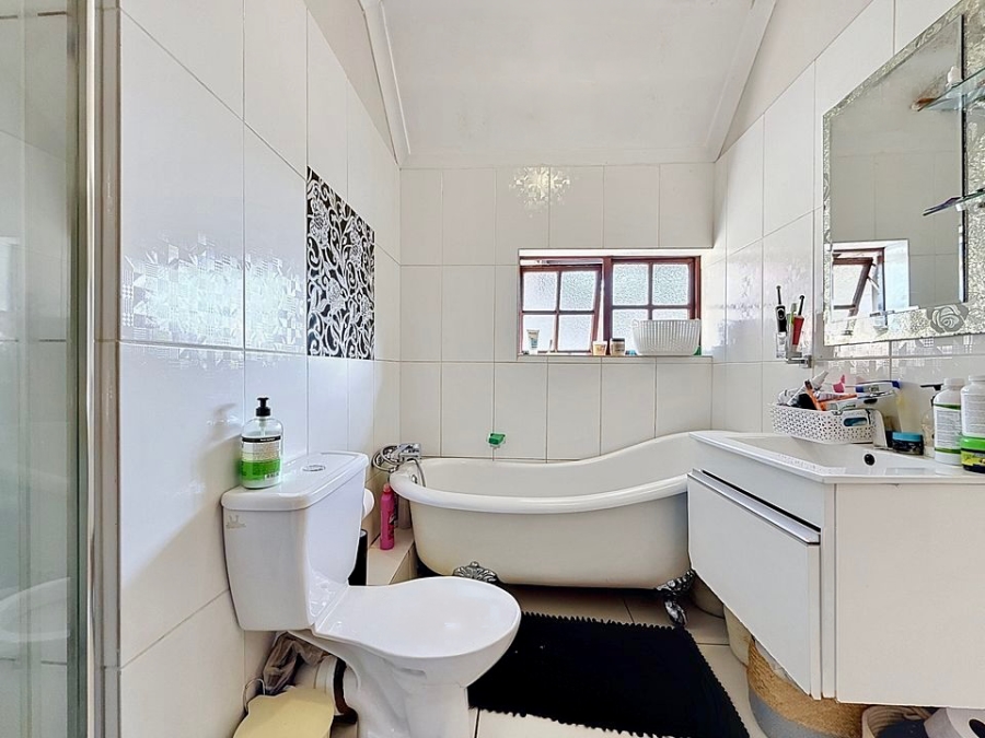 3 Bedroom Property for Sale in Equestria Gauteng
