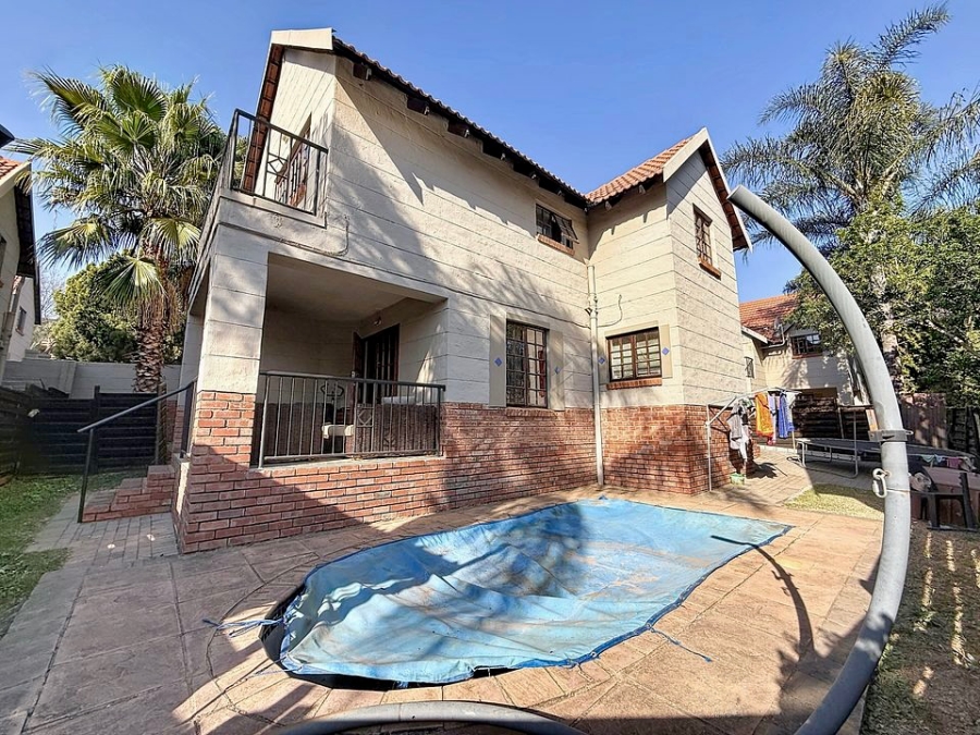3 Bedroom Property for Sale in Equestria Gauteng