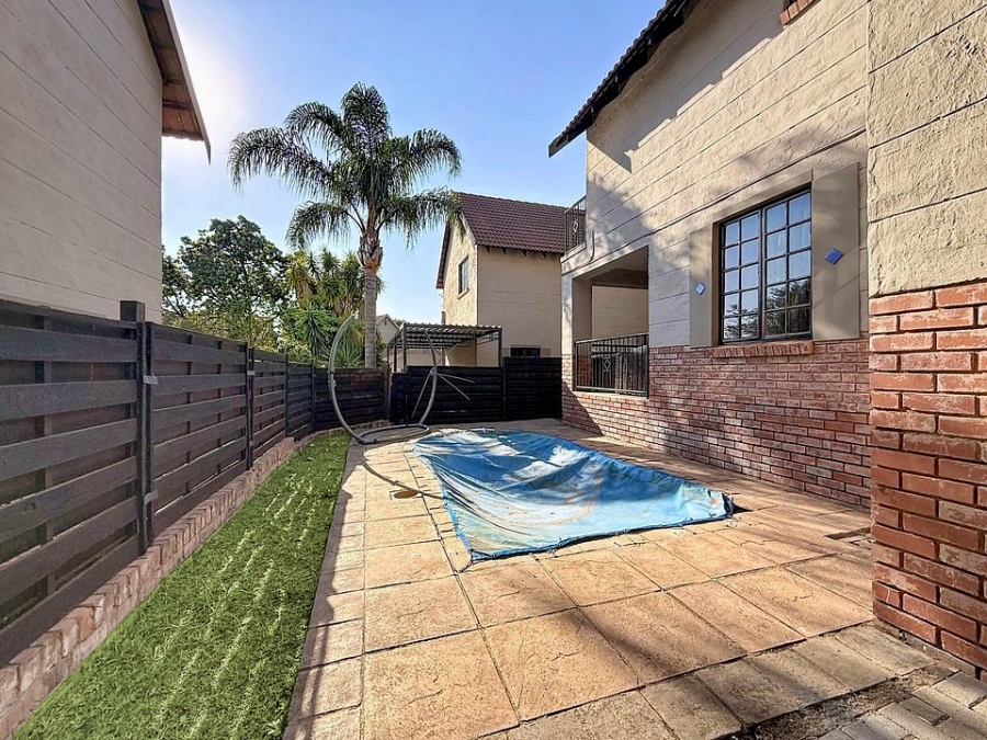 3 Bedroom Property for Sale in Equestria Gauteng