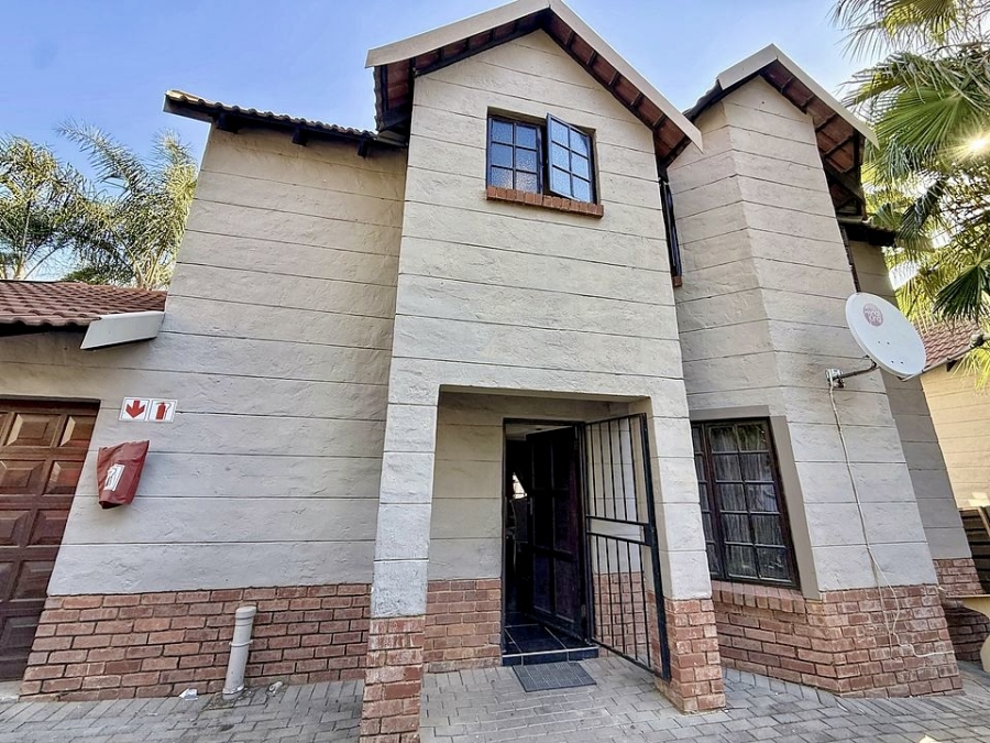 3 Bedroom Property for Sale in Equestria Gauteng
