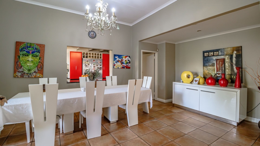 4 Bedroom Property for Sale in Hurlingham Manor Gauteng