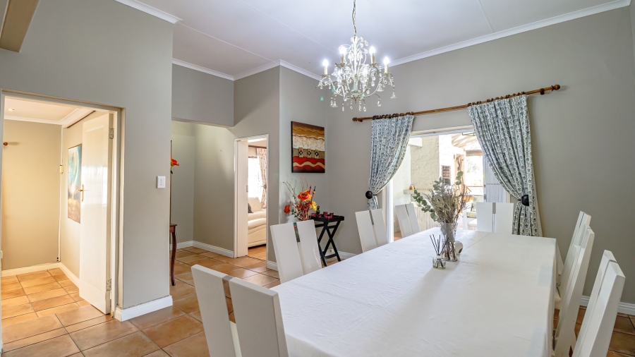 4 Bedroom Property for Sale in Hurlingham Manor Gauteng