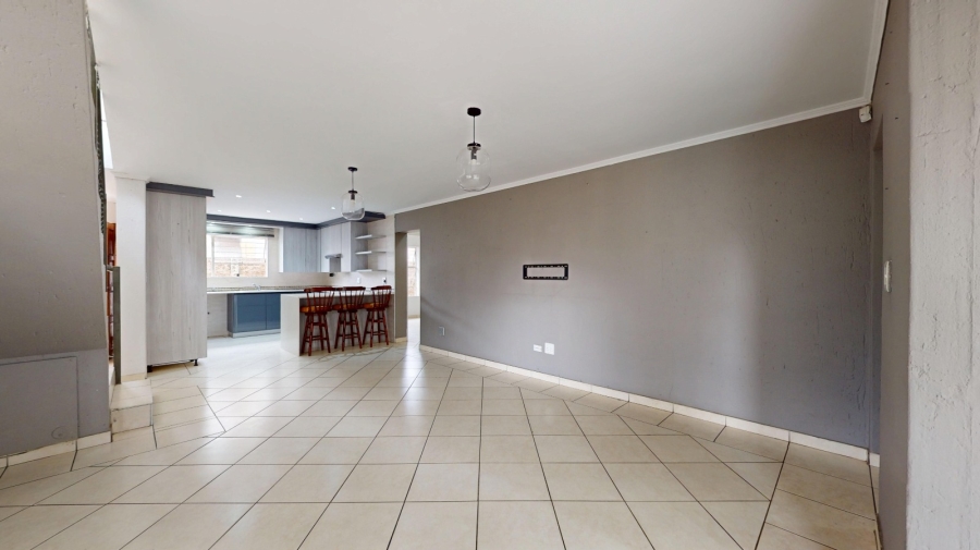 To Let 3 Bedroom Property for Rent in Ravenswood Gauteng