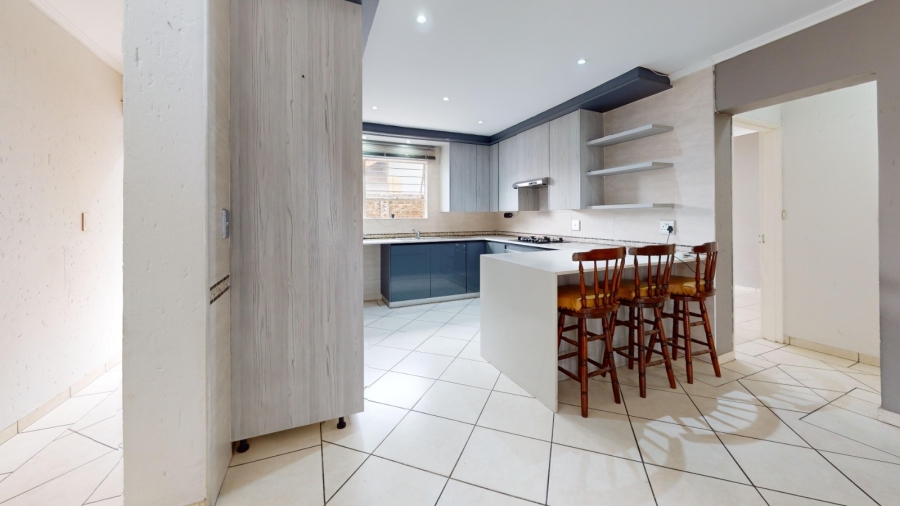 To Let 3 Bedroom Property for Rent in Ravenswood Gauteng
