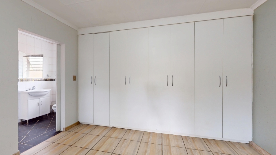 To Let 3 Bedroom Property for Rent in Ravenswood Gauteng
