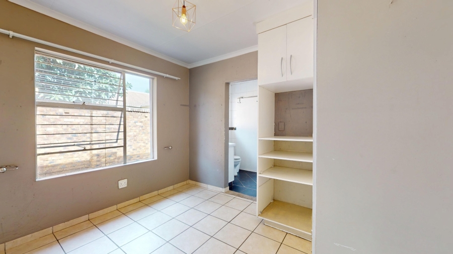 To Let 3 Bedroom Property for Rent in Ravenswood Gauteng