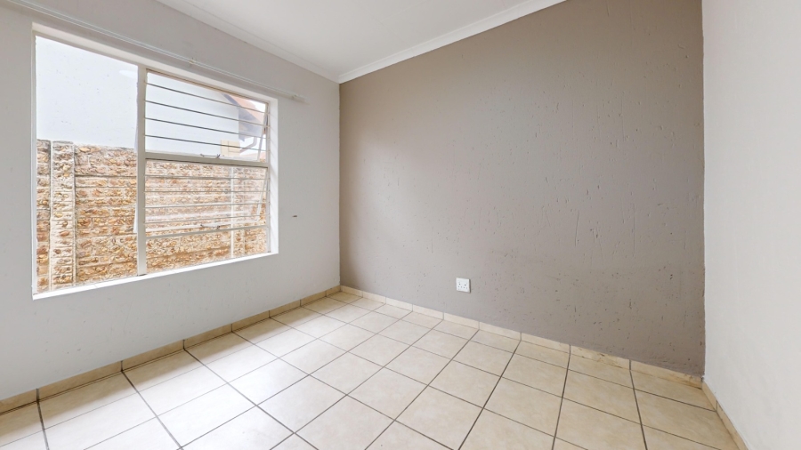 To Let 3 Bedroom Property for Rent in Ravenswood Gauteng