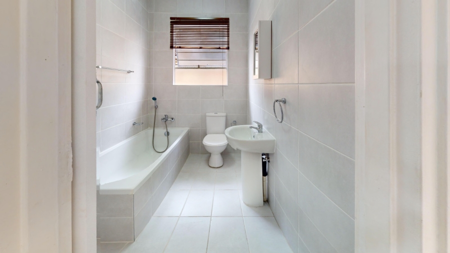 To Let 3 Bedroom Property for Rent in Ravenswood Gauteng