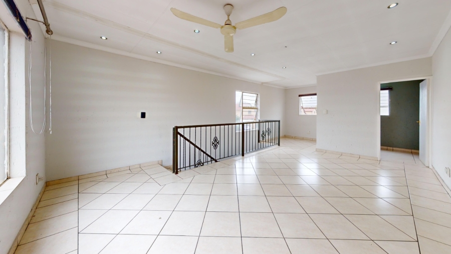 To Let 3 Bedroom Property for Rent in Ravenswood Gauteng