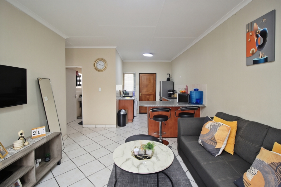 2 Bedroom Property for Sale in Elspark Gauteng
