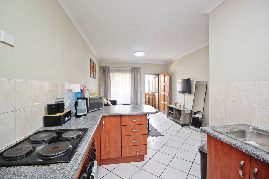 2 Bedroom Property for Sale in Elspark Gauteng