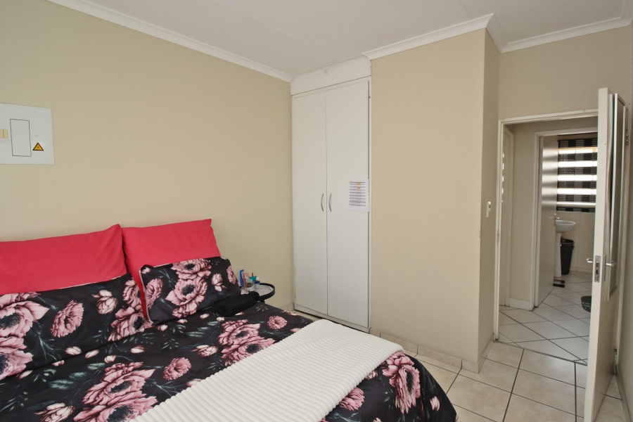 2 Bedroom Property for Sale in Elspark Gauteng